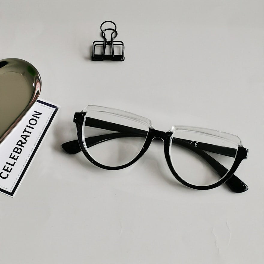 1.61 vs 1.67 High Index Lenses – Which One Is Right for You?