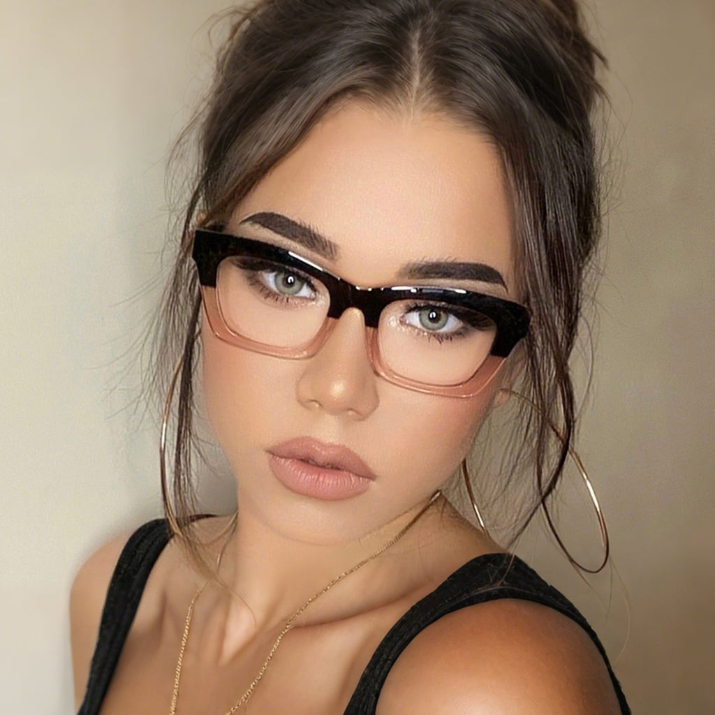 Ava